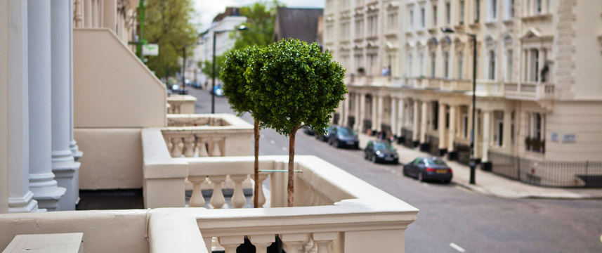 Hanover Hotel Victoria - Street View